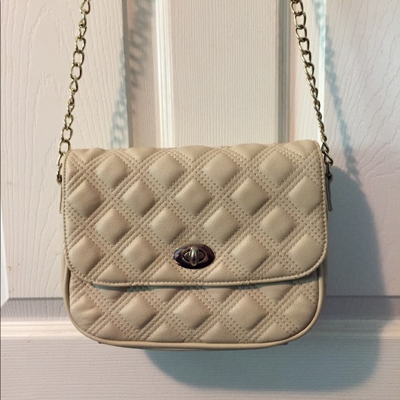 Forever 21 Handbags - Quilted Purse